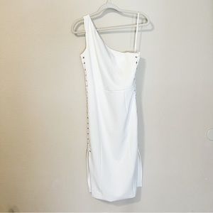 NWT Mare Mare Caliz One Shoulder White Lace Up Dress